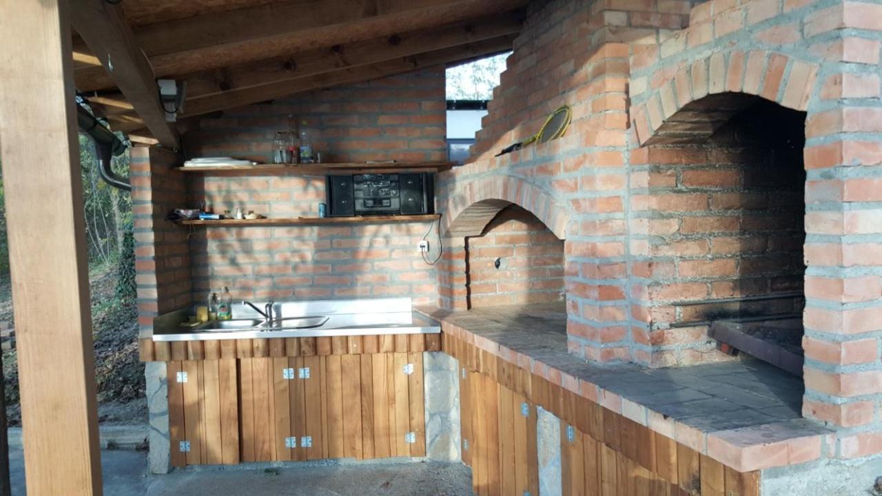 Holiday Home Kucica Na Drvetu Banja Koviljača Exteriér fotografie