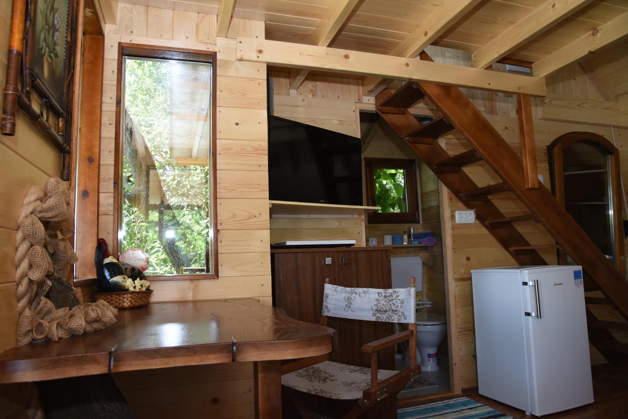 Holiday Home Kucica Na Drvetu Banja Koviljača Exteriér fotografie