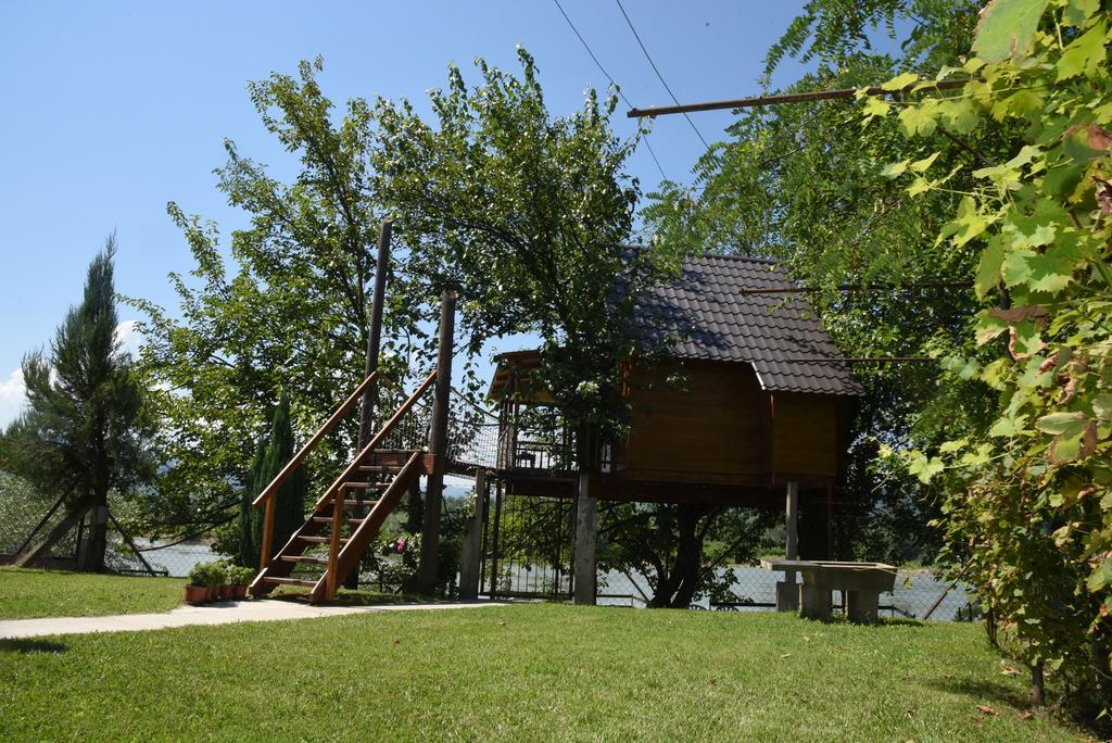Holiday Home Kucica Na Drvetu Banja Koviljača Exteriér fotografie