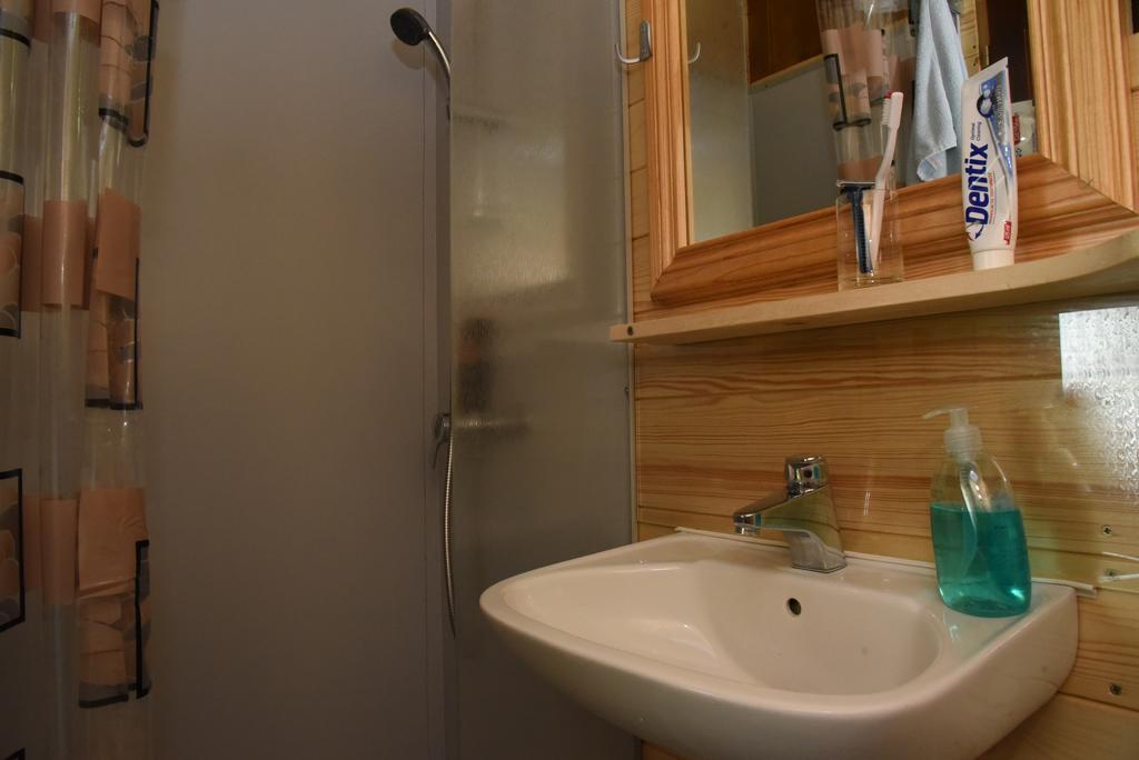 Holiday Home Kucica Na Drvetu Banja Koviljača Exteriér fotografie