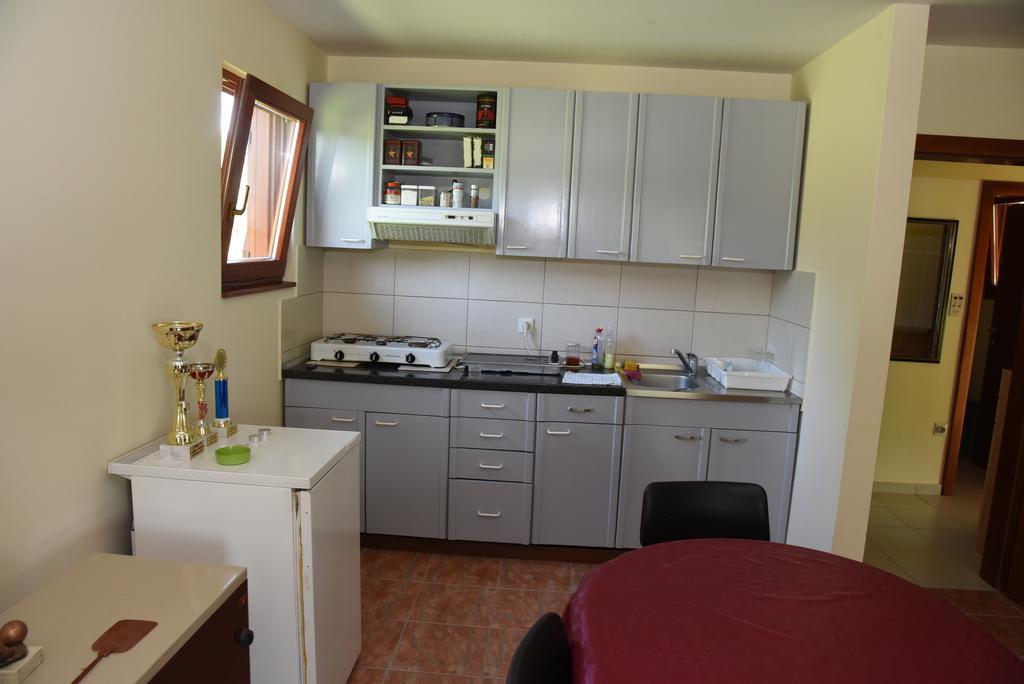 Holiday Home Kucica Na Drvetu Banja Koviljača Exteriér fotografie